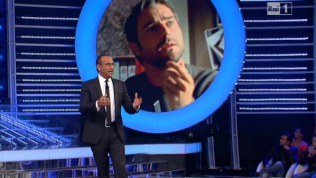 Ascolti tv venerdì 5 ottobre 2012