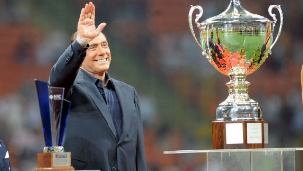 La conferenza stampa di Silvio Berlusconi in diretta. «Disposto ad un invito dal Dottor Vespa»