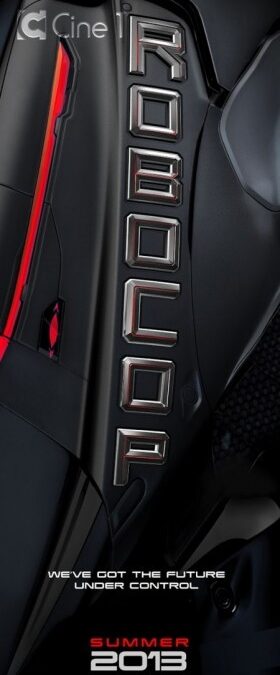 RoboCop: slitta al 2014, Elysium anticipa ad agosto 2013
