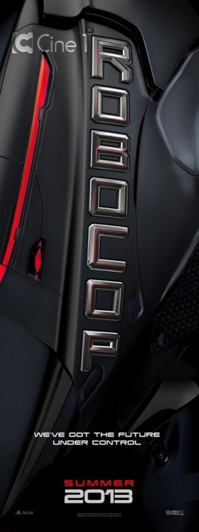 RoboCop: slitta al 2014, Elysium anticipa ad agosto 2013