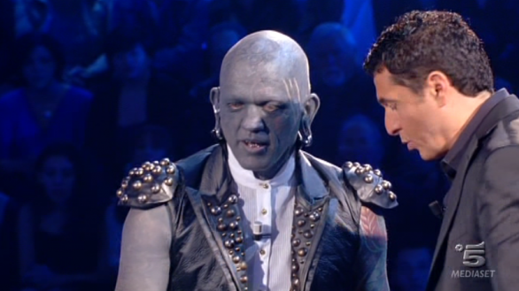 Lo show dei Record: l’uomo più tatuato al mondo