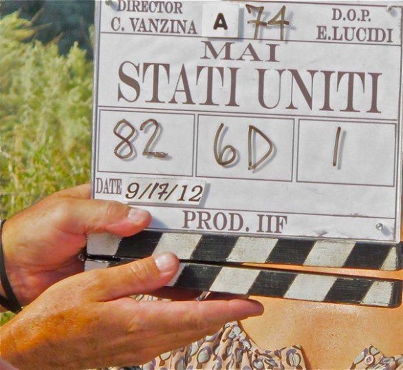 Mai Stati Uniti: sinossi ufficiale per il ritorno in sala dei fratelli Vanzina – foto dal set