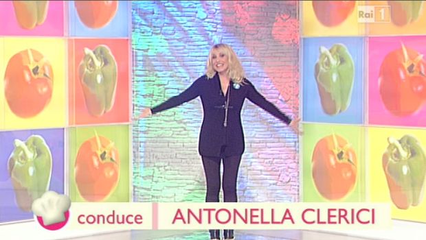 La Prova del Cuoco, Antonella Clerici torna dopo la colica. Ieri la sostituiva Claudio Lippi