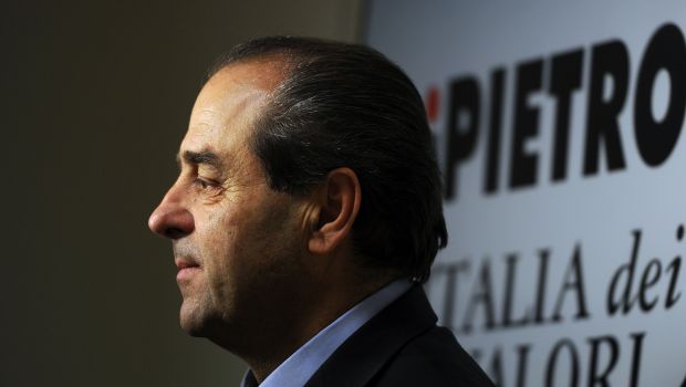 Servizio Pubblico, Michele Santoro ospita Di Pietro: per celebrarne il funerale o la rinascita politica?