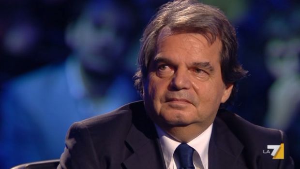 Tv, abbassate il volume: Renato Brunetta sta con la madre di Santoro