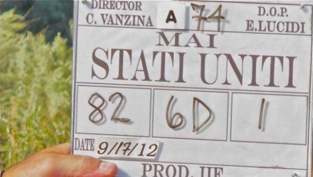Mai Stati Uniti: sinossi ufficiale per il ritorno in sala dei fratelli Vanzina – foto dal set