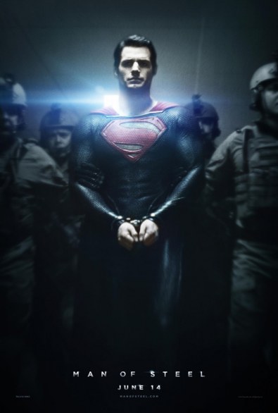 Man of Steel –  l’Uomo d’Acciaio: nuovo poster con Superman in manette