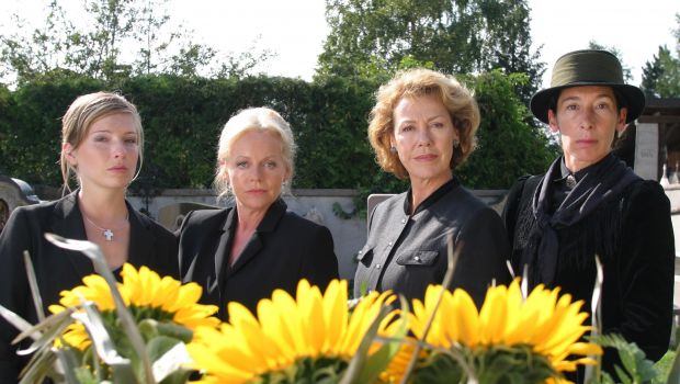 Quattro donne e un funerale, su La 7 la serie tv austriaca