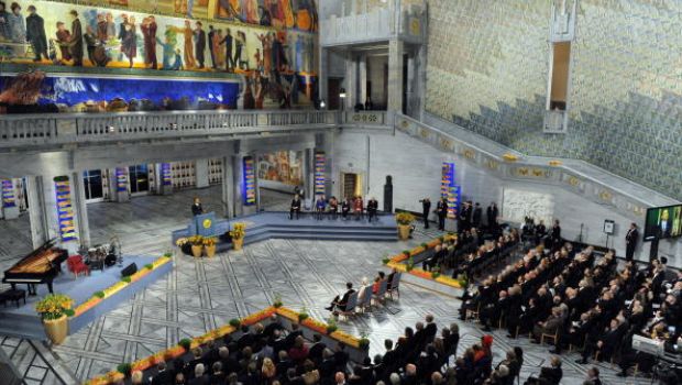 Nobel per la Pace, la cerimonia in diretta tv su Rai News. Monti c’è