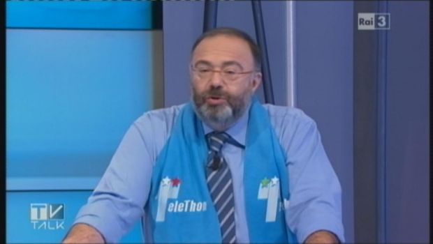 Tv Talk, puntata del 15 dicembre 2012: Barbara d’Urso difende il ‘tu’ a Misseri, Sky ‘spaccia’ MasterChef, Sanremo cerca la rottamazione