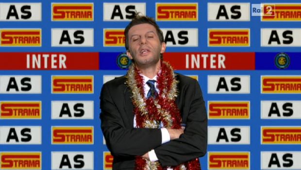 Quelli che, i video del 22 dicembre: Stramaccioni fa gli auguri di buon Natale