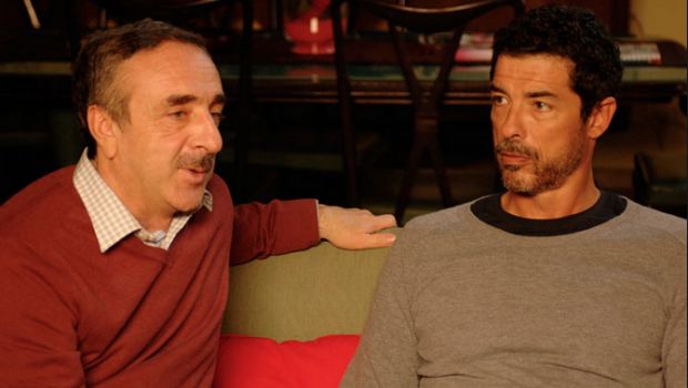 Un Natale coi fiocchi: questa sera su Sky Cinema 1 torna Alessandro Gassman (con Silvio Orlando)