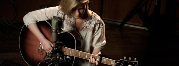 News Musicali 2013: Dido più ottimista nel nuovo album, James Franco si scusa con Justin Bieber
