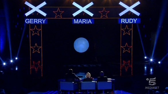 Stefania Mariani in arte Favolosa Pepper, illusionista ad Italia s got talent 2013
