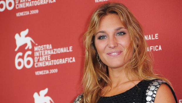 Lucilla Agosti conduce Mistero e torna a parlare di Distretto, Isola dei famosi e Academy