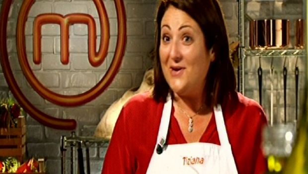 A MasterChef scoppia l’#oilgate: Tiziana, l’avvocato che bara, non viene punito. Il talent più cattivo diventa il più ingiusto