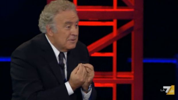 Nicole Minetti querela Michele Santoro: “nei casini” Servizio Pubblico