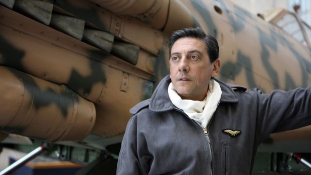 Fuga per la libertà – L’aviatore, su Canale 5 il film-tv con Sergio Castellitto
