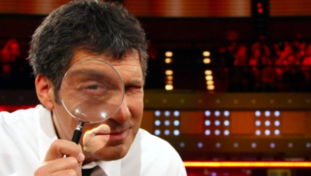 Fabrizio Frizzi: “La botola è parente di Italia’s got talent. Non abbiamo copiato, siamo arrivati prima”