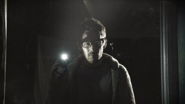 Sinister: poster, trailer e foto del film horror con Ethan Hawke