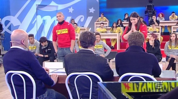 Amici 12, speciale 26 gennaio 2013 live su TvBlog: Nicola out. Garrison salva Nicole. Cristina rimane. A La Scimmia fuori in 4