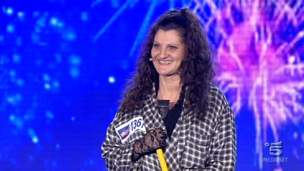Lucia Barbanera, casalinga ballerina ad Italia s got talent 2013