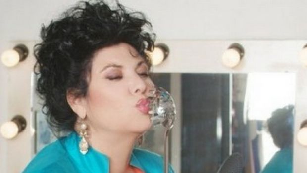 Marisa Laurito contro Barbara d’Urso: “Piange sempre quando conduce, basta col trash”