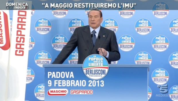 Domenica Live, pubblico schierato: “Non lo vuole nessuno Monti”. E parte il comizio anti-Imu di Berlusconi