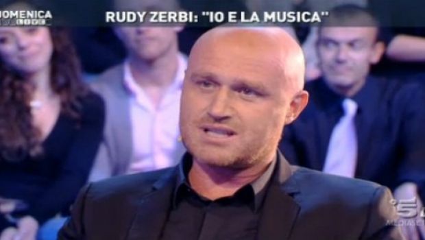 Amici, Barbara D’Urso distrugge la credibilità di Rudy Zerbi. E su Mara Maionchi…