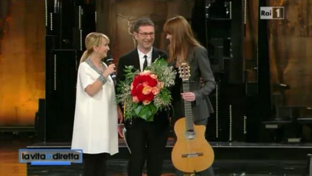 Carla Bruni, Barbara D’Urso risponde al nostro quesito: “Noi come sempre molto rigorosi e rispettosi”