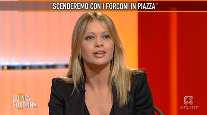 Anna Falchi a Quinta colonna – Le foto