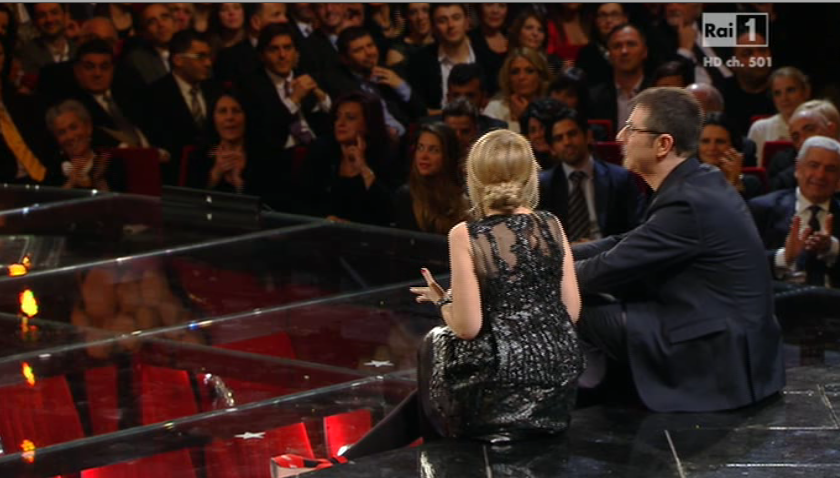 Sanremo 2013 Il flashmob di Luciana Littizzetto