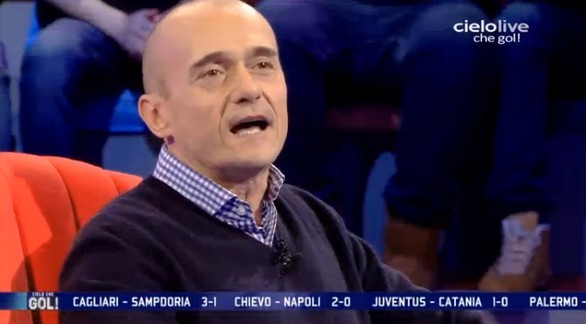 Cielo Che Gol!, Alfonso Signorini, il finto snob che rimpiange il GF: “Mi sono allontanato, guardando quello che c’è in tv”