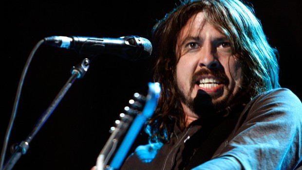 Dave Grohl contro i talent show e i giudici che non sanno nemmeno suonare uno strumento musicale