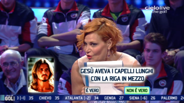 Resurrezione-show della Ventura, tra intervista rosa a Don Mazzi e doppi sensi “a cappella” della Ricciarelli