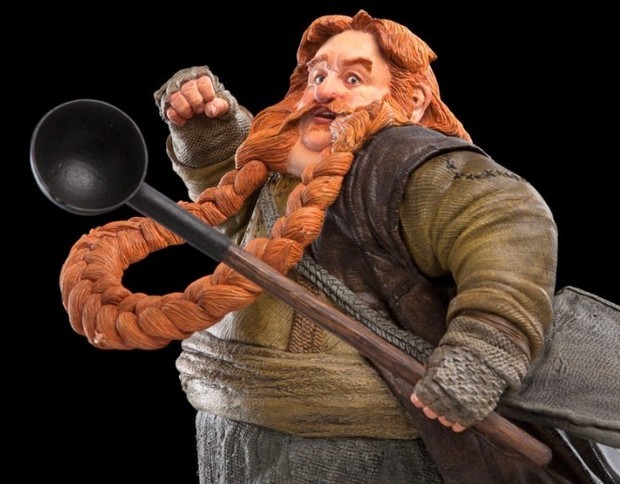 Lo Hobbit – statua di Bombur e replica de l’Unico Anello