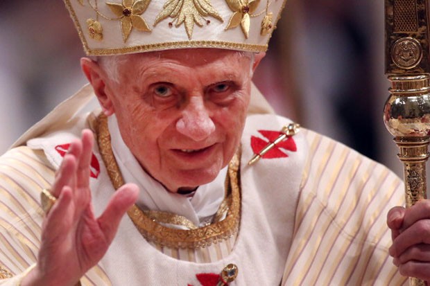 La scelta del Papa, su La7 l’instant movie di Gianluigi Nuzzi su Benedetto XVI e Papa Francesco
