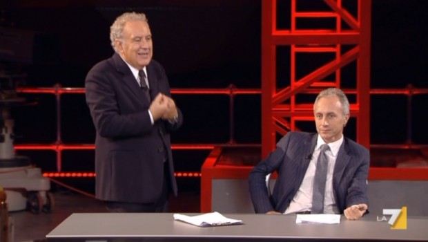 Servizio Pubblico, stasera Santoro ospita Sgarbi, Puppato, De Girolamo e Cacciari