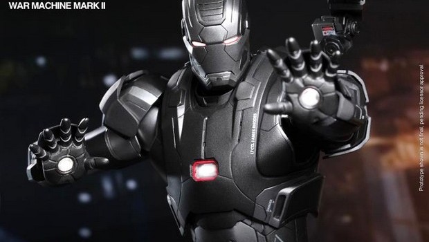 Iron Man 3 – nuova action figure in metallo dell’armatura War Machine
