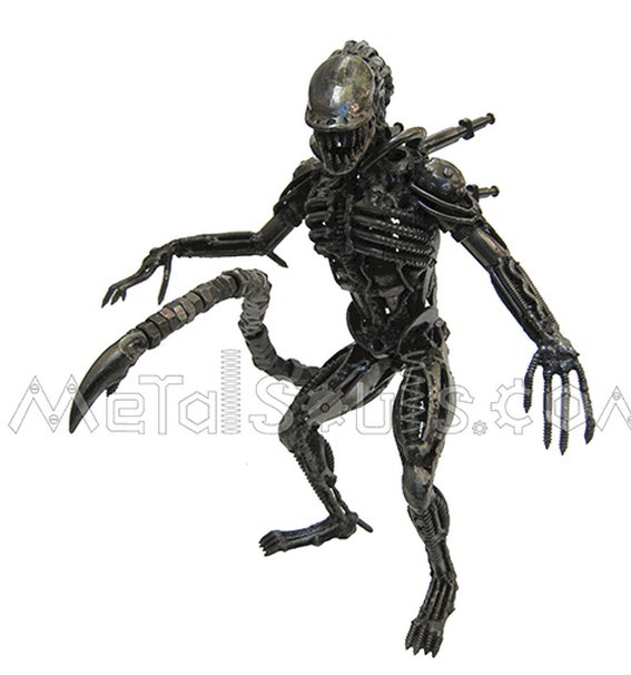 Iron Man, Predator, Terminator e Alien – foto action figures in metallo