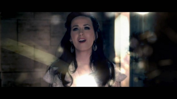 Katy Perry nuovo album: news, anticipazioni e la canzone Double Rainbow
