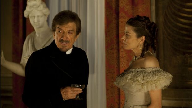 Programmi tv stasera, martedì 9 aprile 2013: chiudono L’Ultimo Papa Re e Wild, Rai 2 ricorda la Thatcher