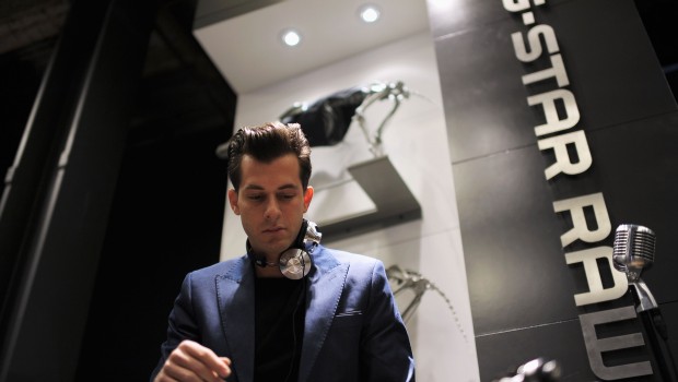 Per Mark Ronson, Amy Winehouse sarebbe onorata della cover di Back to Black di Beyoncè