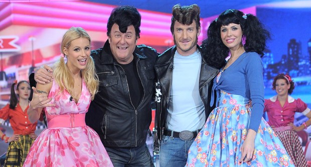 Programmi tv stasera, venerdì 5 aprile 2013: Paperissima, Rex, Red or Black?, Crozza nel Paese delle Meraviglie
