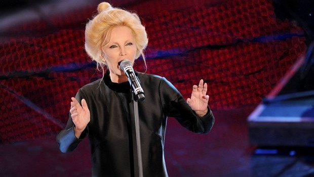 Patty Pravo, Meravigliosamente Patty riassume 50 anni di carriera (con inedito in dialetto napoletano)
