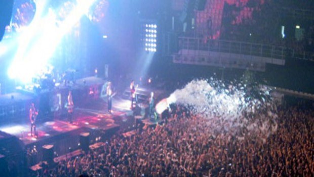 Rammstein in concerto a Bologna: live report dall’Unipol Arena, 26 Aprile 2013
