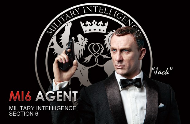 007 – Skyfall: foto action figures di Daniel Craig