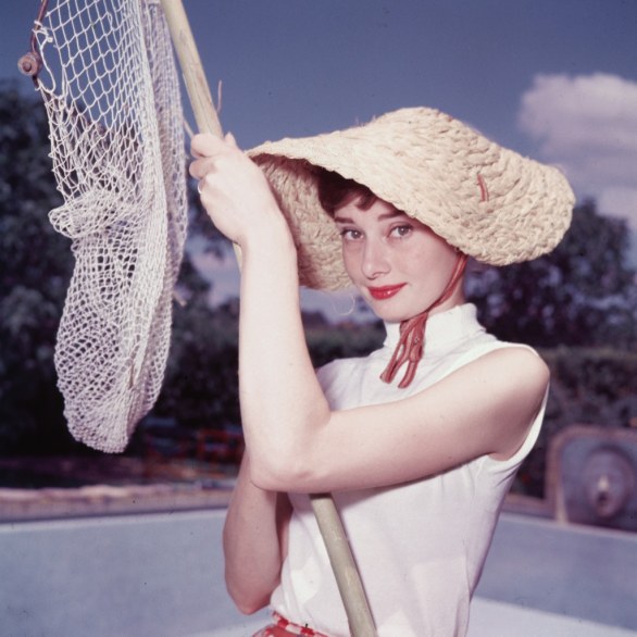 Audrey Hepburn: foto, frasi, film, biografia e curiosità