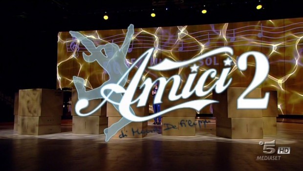 Amici 2013, da lunedì 27 maggio il daytime si sposta alle 14.45 al posto di Uomini e donne