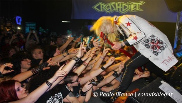 Crashdiet + Sister a Milano: foto e report dal concerto al Factory – 17 Maggio 2013